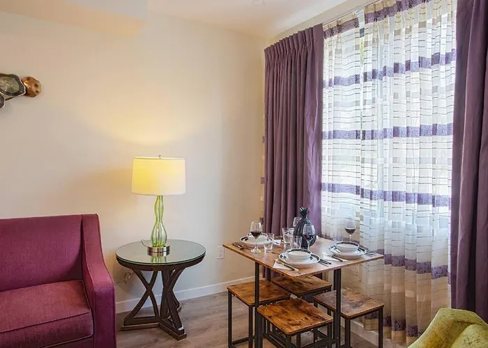 Luxurious One Bedroom Suite With Balboa Park View