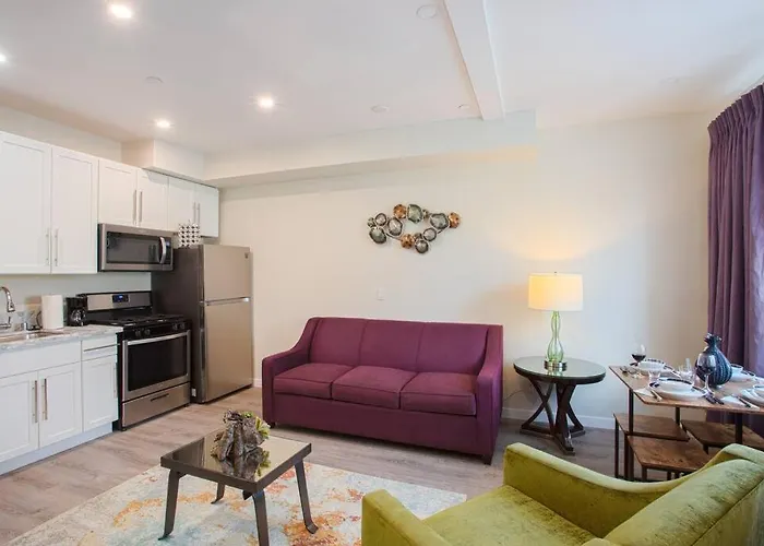 Luxurious One Bedroom Suite With Balboa Park View